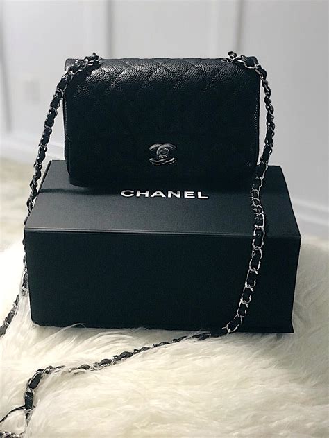 chanel new mini flap bag size